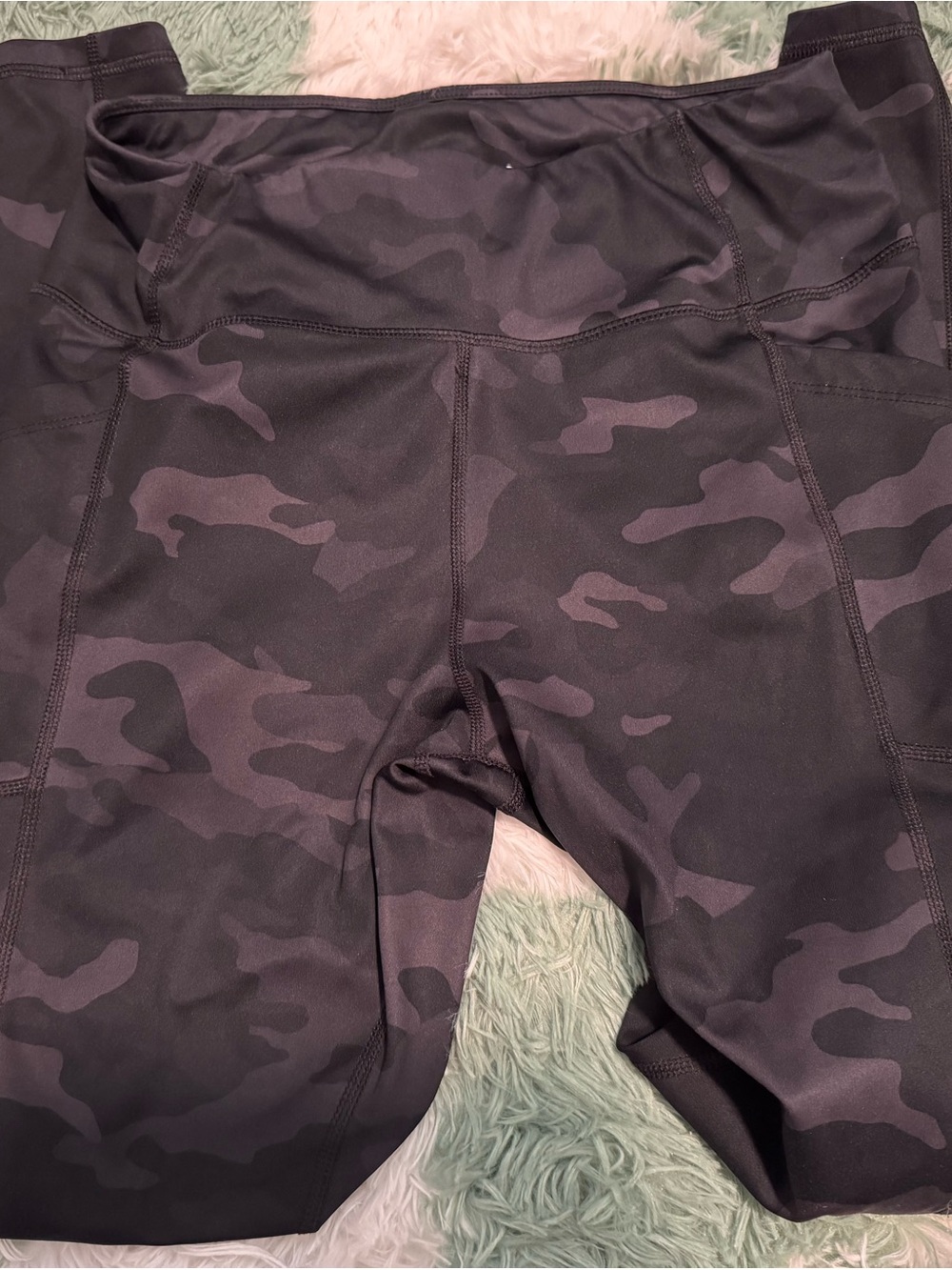 Women’s Black Camo Active Leggings